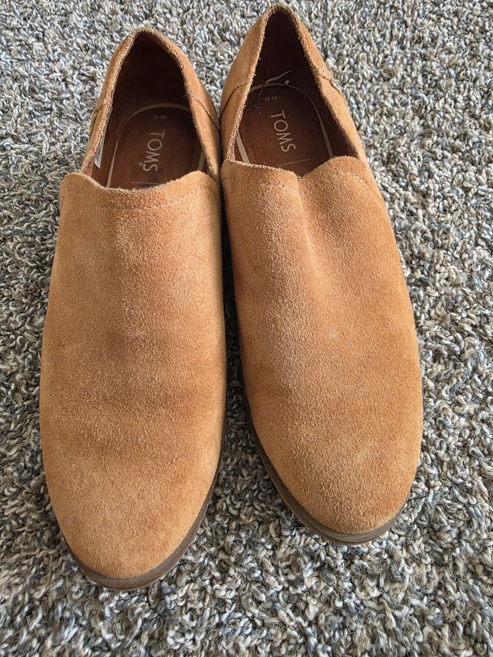 TOMS Women’s Size 6 Tan Suede Slip On Loafers Low Block Heel Casual Shoes - Picture 2 of 8